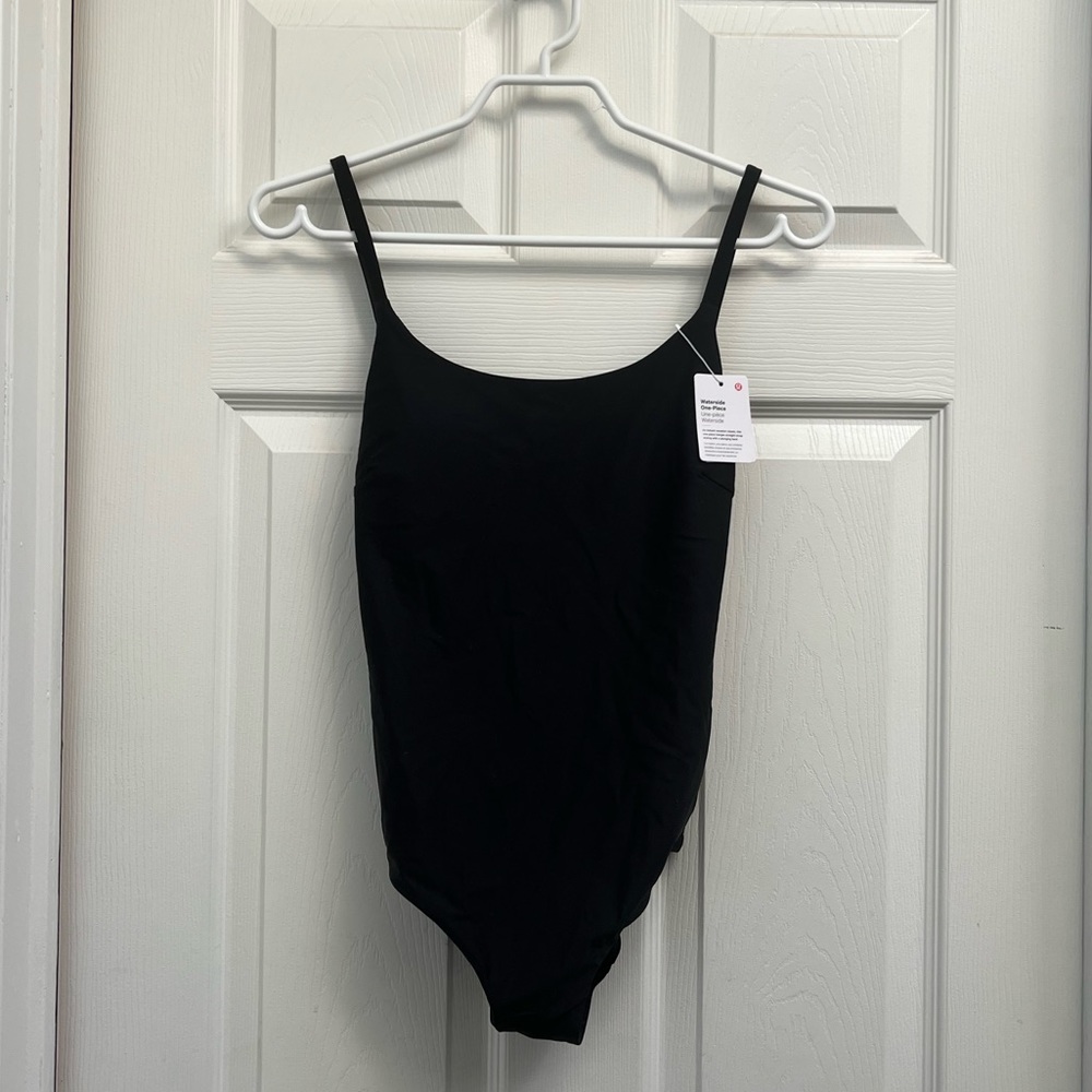 Lululemon Waterside Square-Neck One-Piece Swimsuit B/C Cup